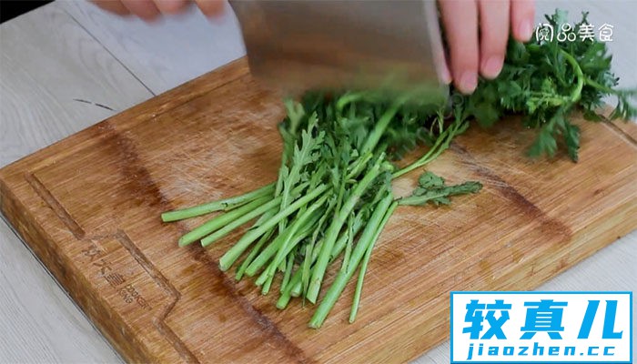 茼蒿炖豆腐做法 茼蒿炖豆腐怎么做