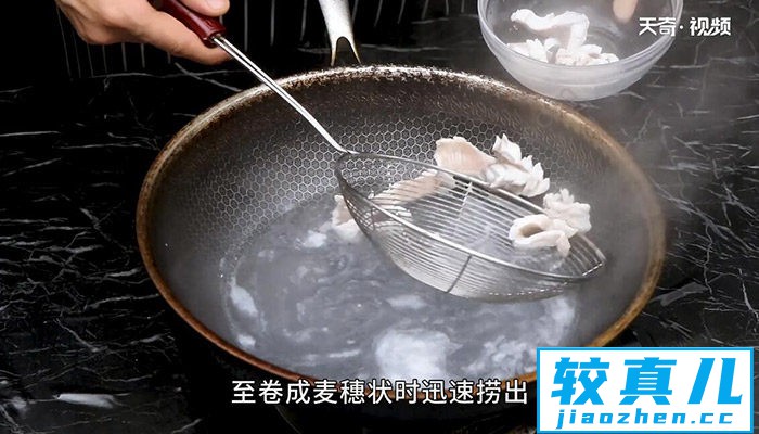 芫爆乌鱼花的做法 玉米脆皮虾怎么做