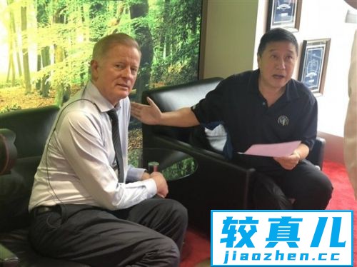 德视佳眼科创始人约根森博士加盟电影《大鳄之门》