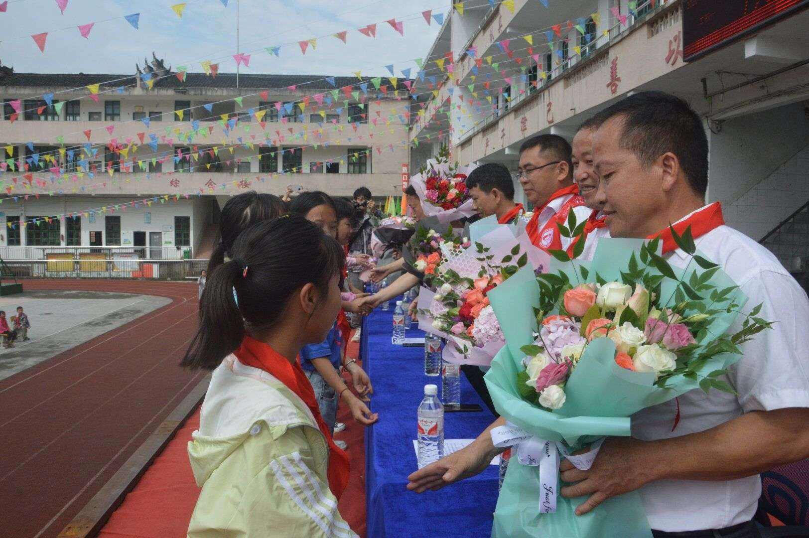 鬼结婚湖南省吉首视频 湖南鬼结婚事件视频