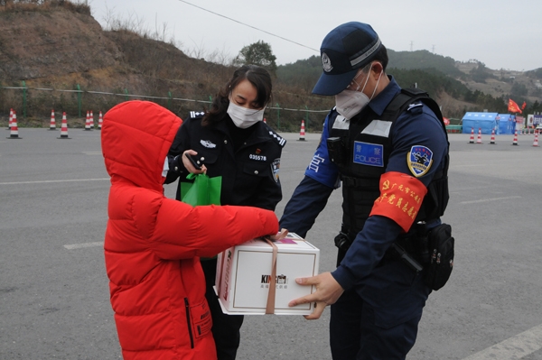 红衣男孩事件 剧本杀红衣小男孩案凶手是谁